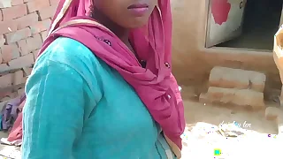 Desi Indian bhabhi ki Hara salwar me choda